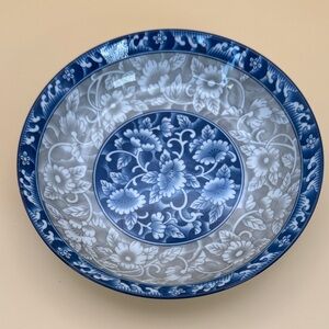 Blue and White Floral Decorative Plate / Japan